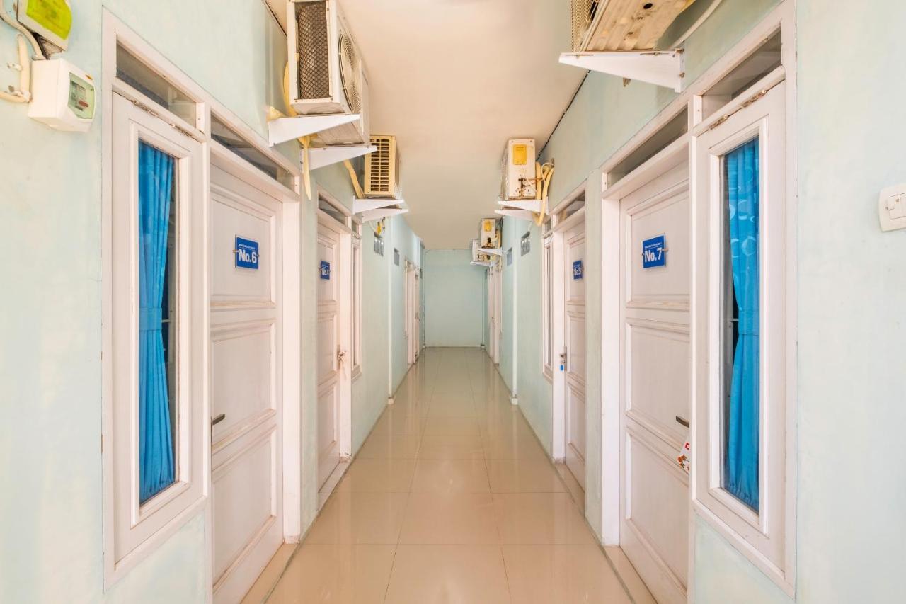 فندق Reddoorz Syariah At Jl Pangeran Hidayatullah سيانجور المظهر الخارجي الصورة